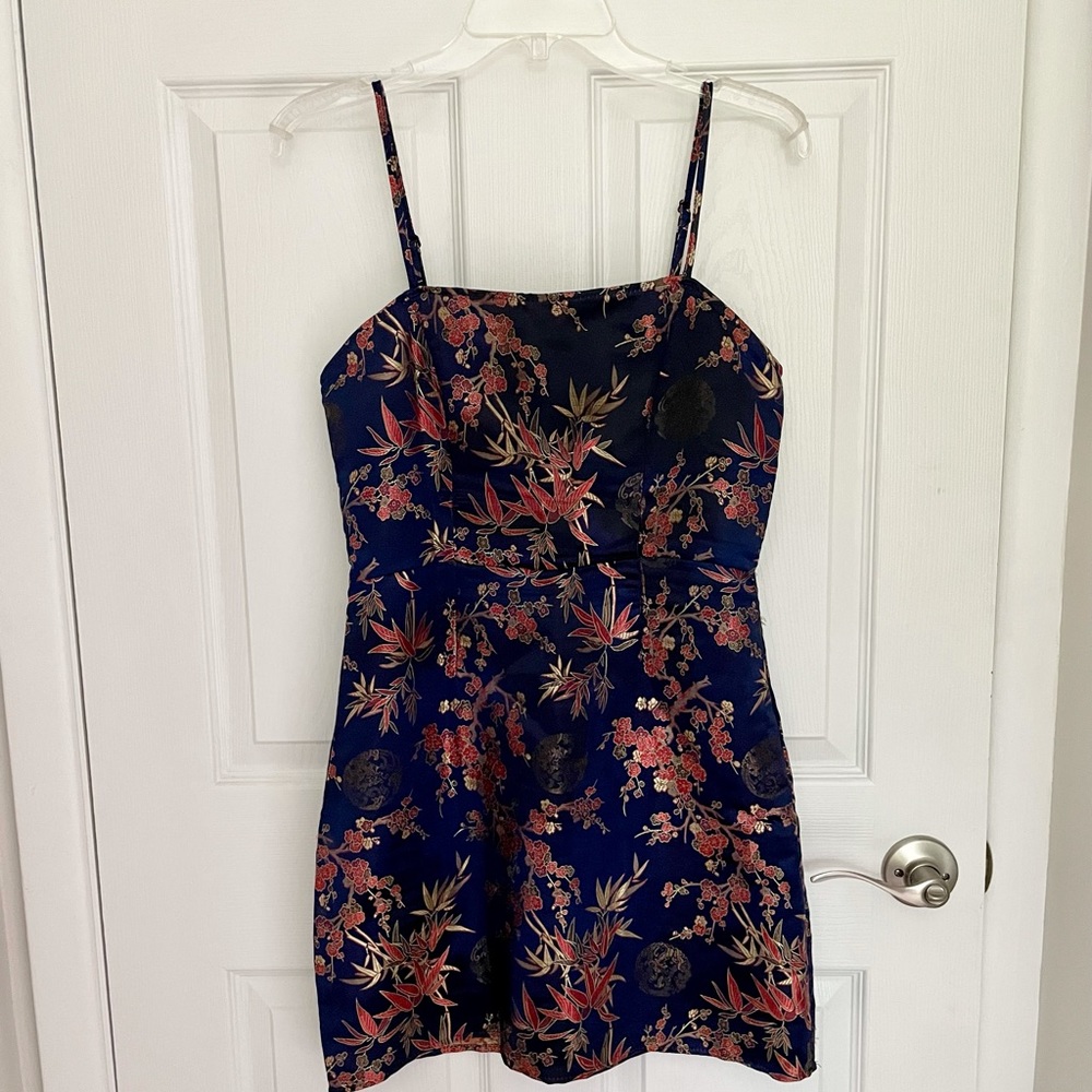 Beautiful Dress with Asian Inspired Print